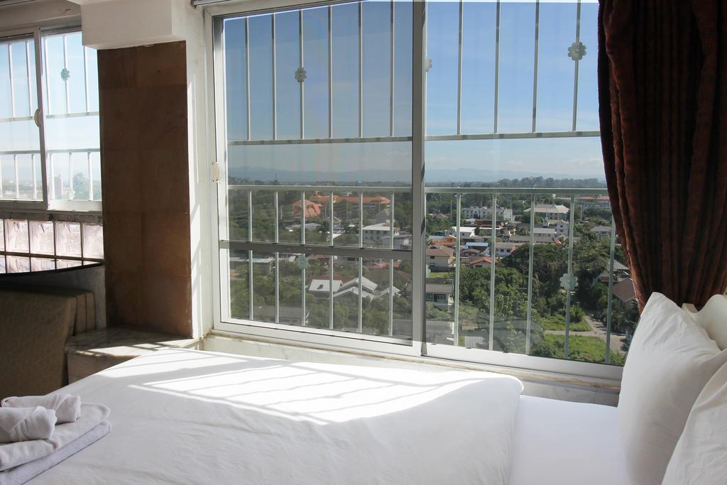 Penthouse Galare Thong Tower Lejlighed Chiang Mai Eksteriør billede